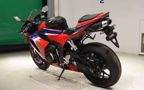 HONDA CBR600RR 2021 PC40