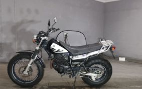 YAMAHA TW225 DG09J
