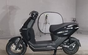 HONDA ICON e: EF23