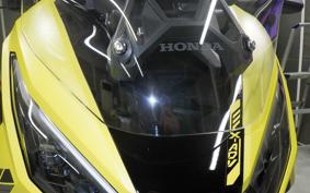 HONDA X-ADV 750 2025 RH21