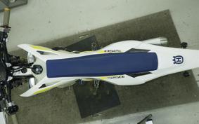 HUSQVARNA TE250I