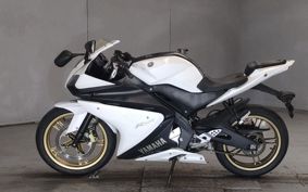 YAMAHA YZF-R125 RE06