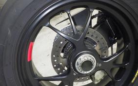 DUCATI STREETFIGHTER V4 S 2023