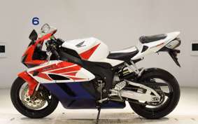HONDA CBR1000RR 2005 SC57