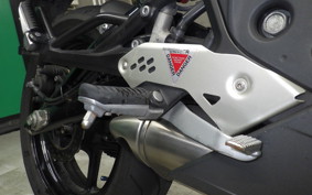 KAWASAKI ER600 F 2010