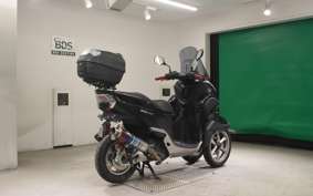 YAMAHA TRICITY 125 2024 SE82J