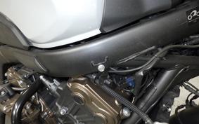 HONDA CB650R E-Clutch 2025 RH17