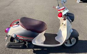 YAMAHA  VINO  DELUXE  SA37J