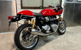 TRIUMPH THRUXTON 1200R 2017 DAD72H