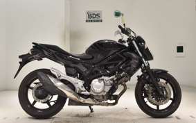 SUZUKI ｸﾞﾗﾃﾞｨｳｽ650A 2013