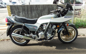 HONDA CB900 BOLDOR 2022 CB900F