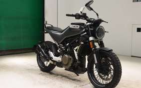 HUSQVARNA SVARTPILEN 401 2022