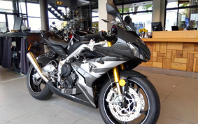 TRIUMPH DAYTONA MOTO 2 765 2020 HDA214