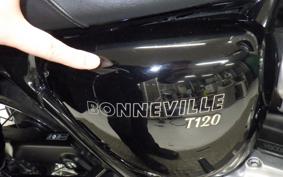 TRIUMPH BONNEVILLE T120 2018