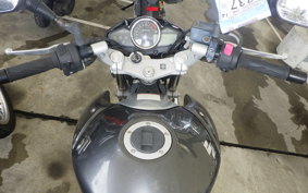 SUZUKI GSR250