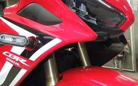 HONDA CBR650R 2019 RH03