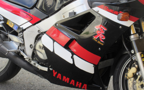 YAMAHA FZR1000 1988 2GH