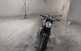 TRIUMPH BONNEVILLE T100 2017 DAD70G