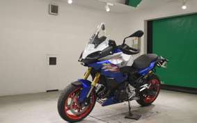 BMW F900XR 2025