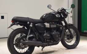 TRIUMPH BONNEVILLE T100 2016