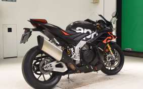APRILIA RSV4 1100ファクトリ 2024
