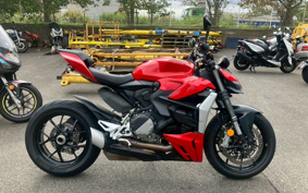 DUCATI DUCATI  STREET  FIGHTER V2 2023