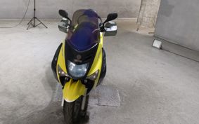 YAMAHA MAJESTY 125 SE27