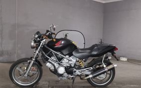 HONDA VTR 250 MC33