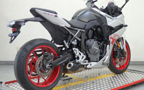 SUZUKI GSX-8R 2024 EM1AA