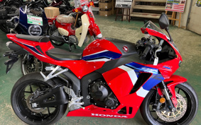 HONDA CBR600RR 2023 PC40
