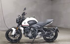 TRIUMPH  TRIUMPH  TRIDENT 660 LGL10U