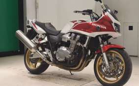 HONDA CB1300SB SUPER BOLDOR A 2006 SC54