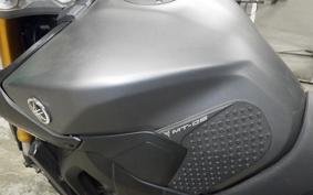 YAMAHA MT-09 A 2015 RN34J