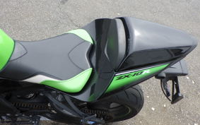 KAWASAKI ZX 10 NINJA R 2010