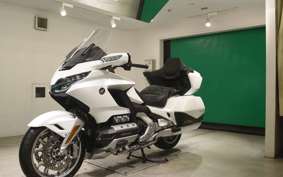 HONDA GL 1800 GOLD WING TOUR DCT 2023 SC79