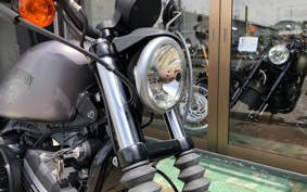 HARLEY XL883N 2016 LE2