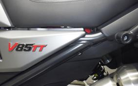 MOTO GUZZI V85 TT 2022