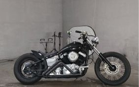 YAMAHA DRAGSTAR 400 CLASSIC 4TR