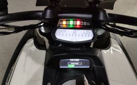 DUCATI DIAVEL AMG 2012 G102JA