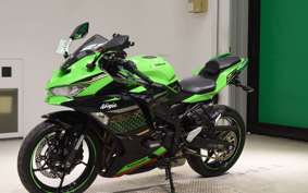 KAWASAKI ZX-25R 1982 ZX250E