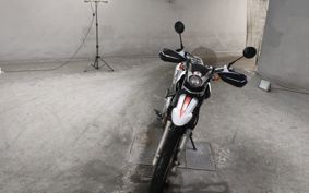 YAMAHA SEROW 250 DG17J