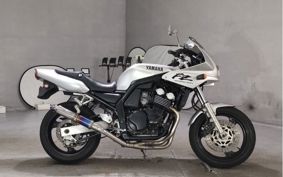 YAMAHA FZ400 1997 4YR