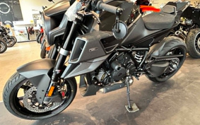 KTM BRABUS 1300R 2026 V3940