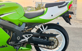 KAWASAKI NINJA ZX-7R 2001 ZX750P