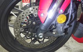 HONDA CB650R E-Clutch 2025 RH17