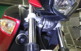 SUZUKI GSR250