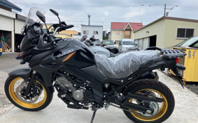 SUZUKI DL650 ( V-Strom 650 ) C733M