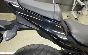 SUZUKI GSX250RA