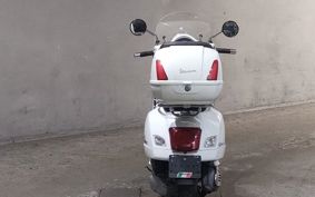 VESPA GTS300 SUPER 2019 ..