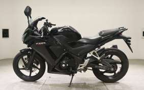 HONDA CBR250R GEN 3 2010 MC41
